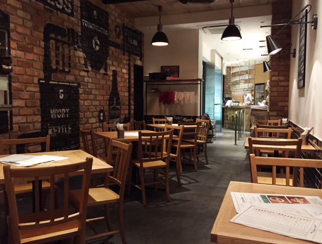 ハンガーにロゴを